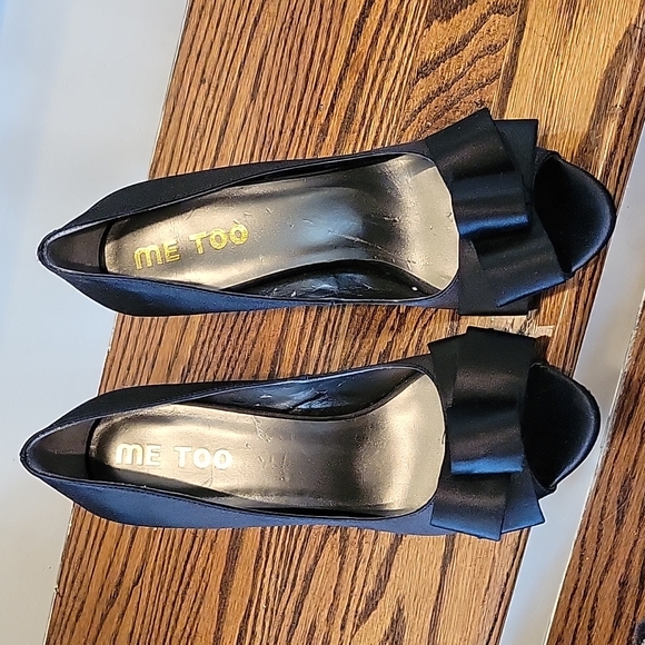 LAST CHANCE! Josie Satin Peep Toe Pumps - Picture 7 of 8